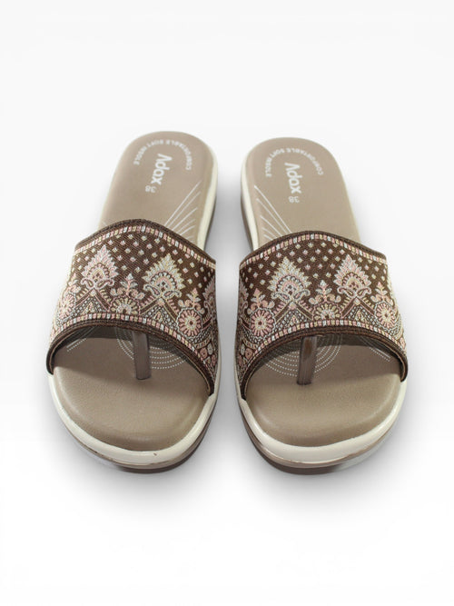 "Desert Paisley" Fabric Slide Sandal – Beige