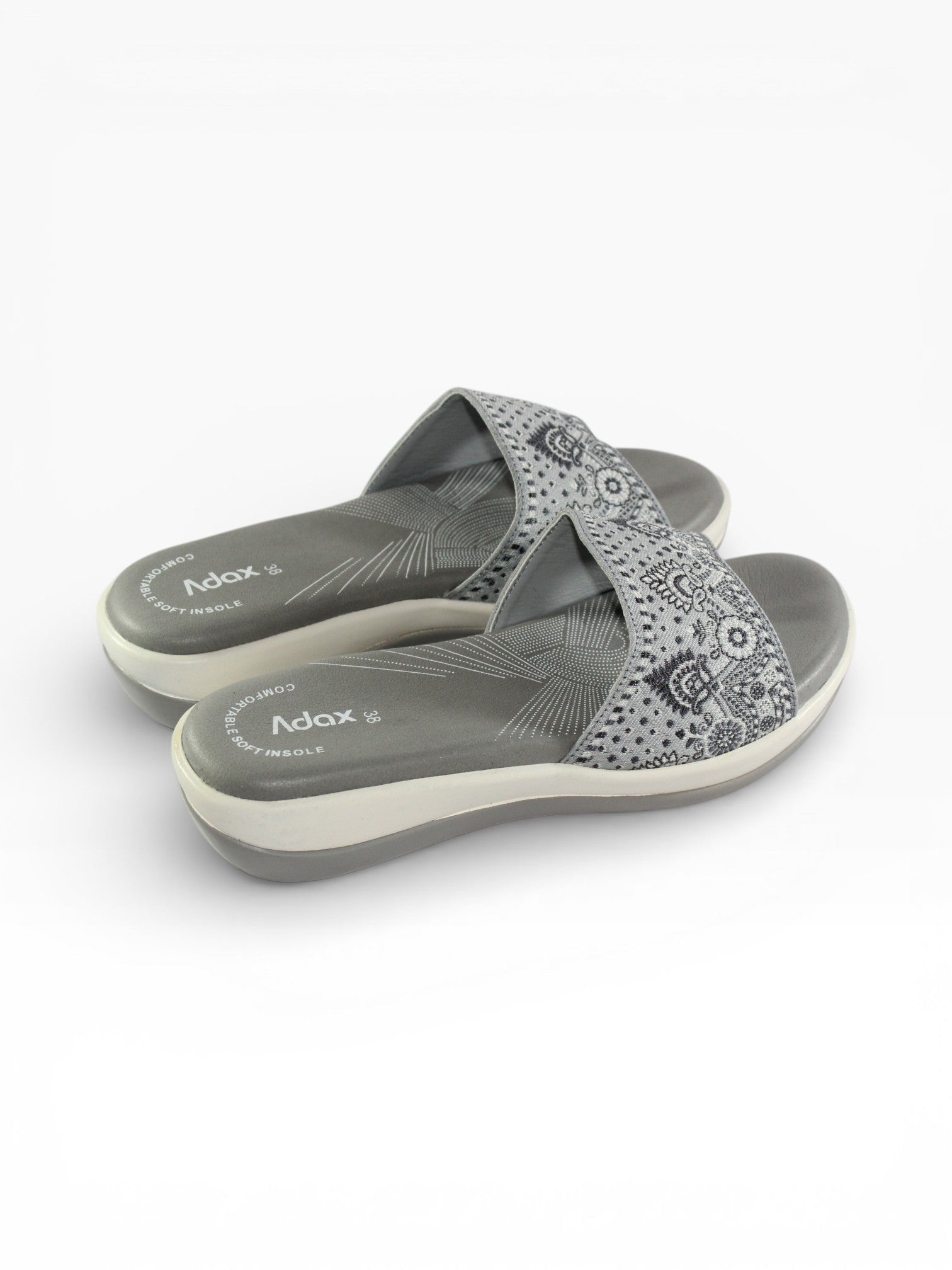 "Silver Paisley" Fabric Slide Sandal – Grey