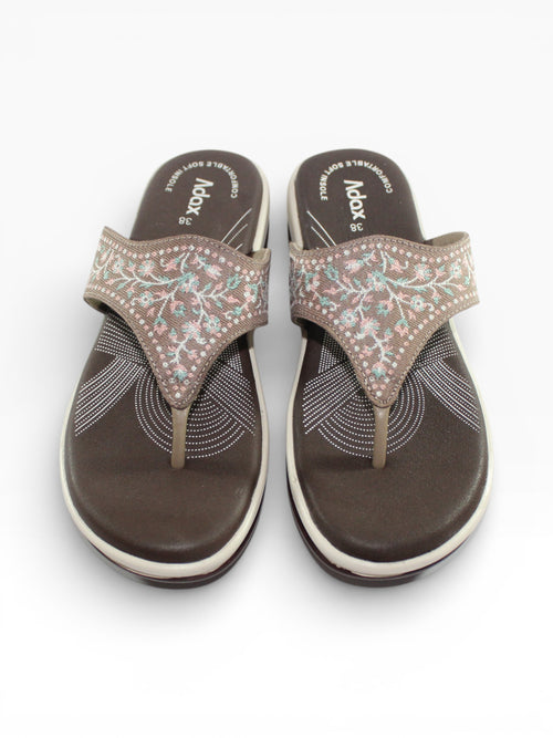 "Mocha Blossom" Fabric Toe-Post Sandal – Coffee