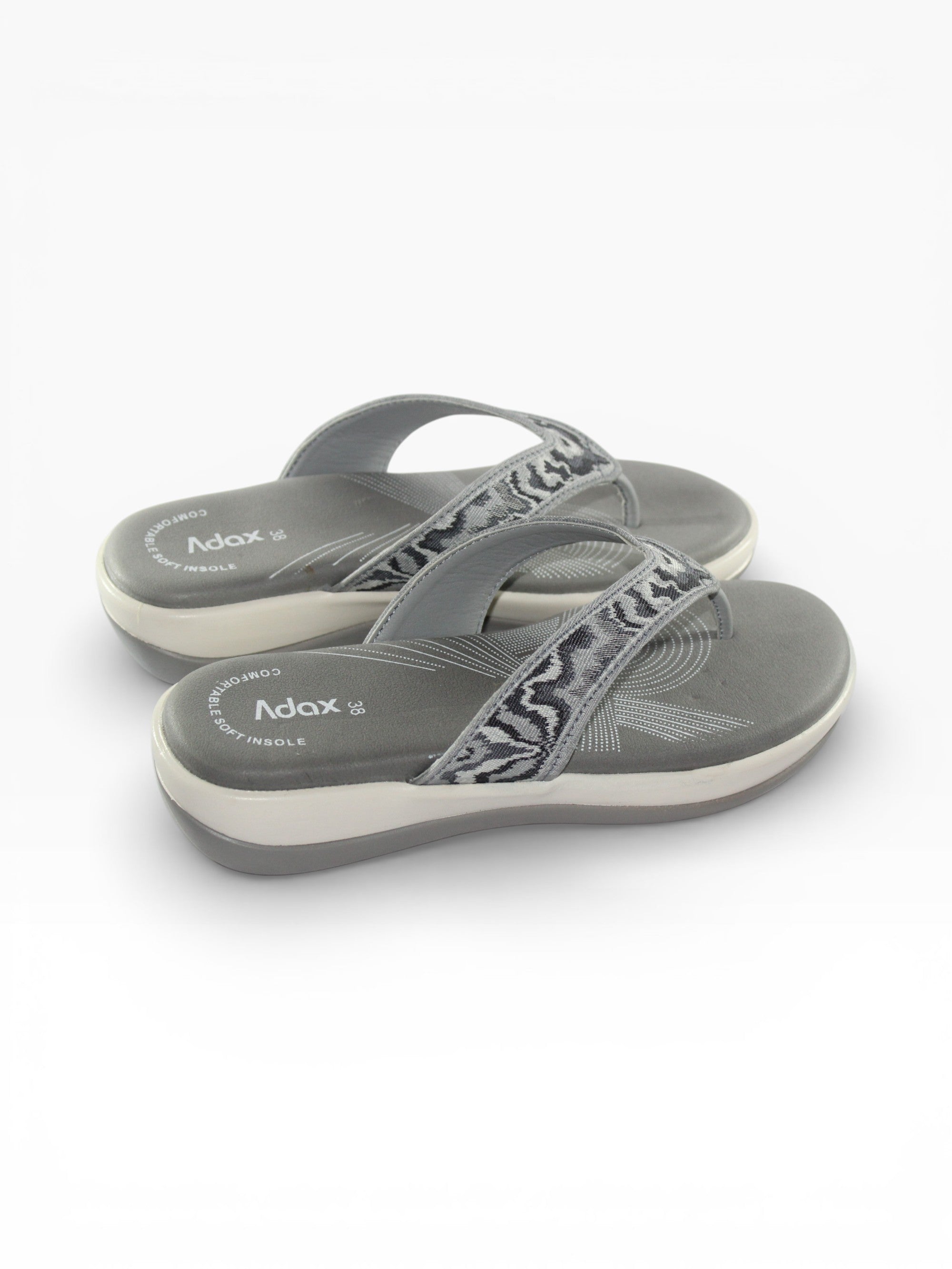 "Silver Vine" Fabric Toe-Post Sandal – Grey
