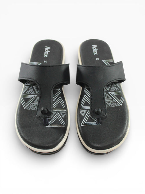 "Aztec Noir" Toe-Post Sandal – Black