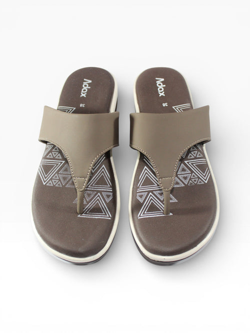 "Aztec Earth" Toe-Post Sandal – Brown