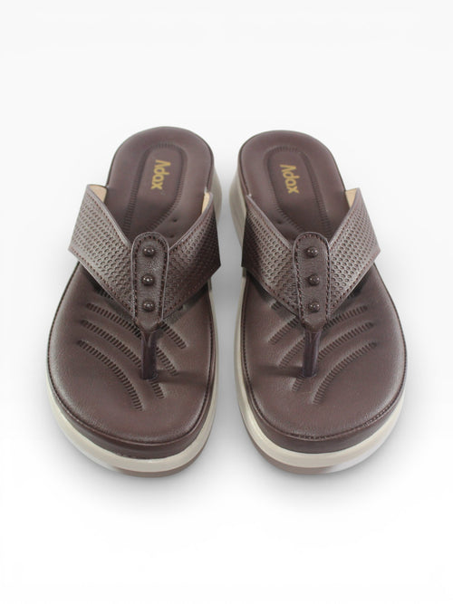 "Dark Cherry Stud" Toe-Post Platform Sandal – Dark Cherry