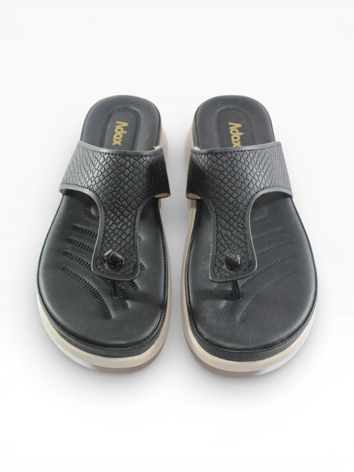 "Midnight Scale" Toe-Post Platform Sandal – Black