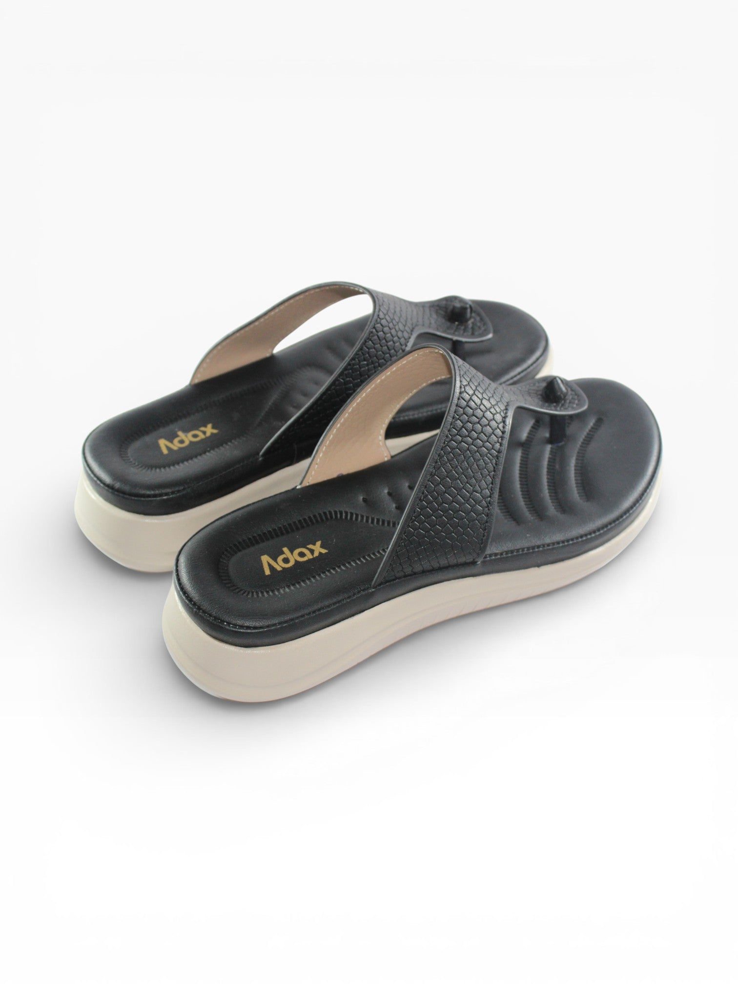 "Midnight Scale" Toe-Post Platform Sandal – Black